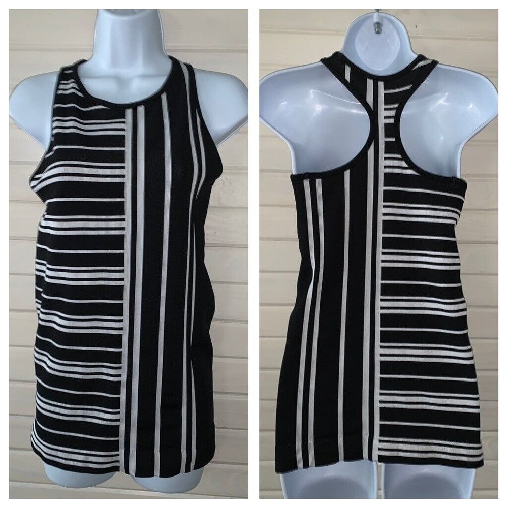 Athleta Sz LARGE Mixed Stripe Renew Seamless Tank Top Black White Nylon EUC
